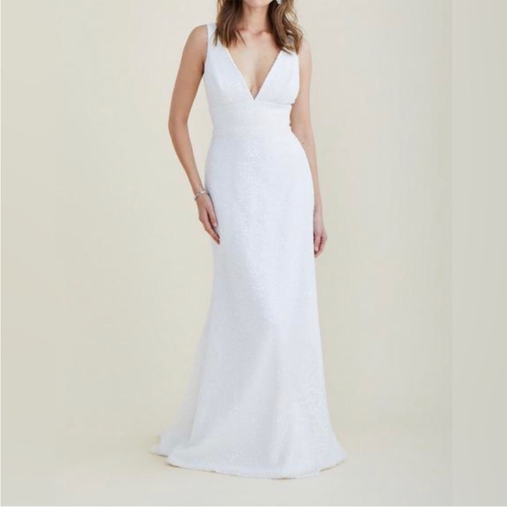 Astrid & Mercedes Gown